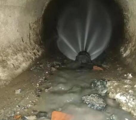 米脂市政管道清淤